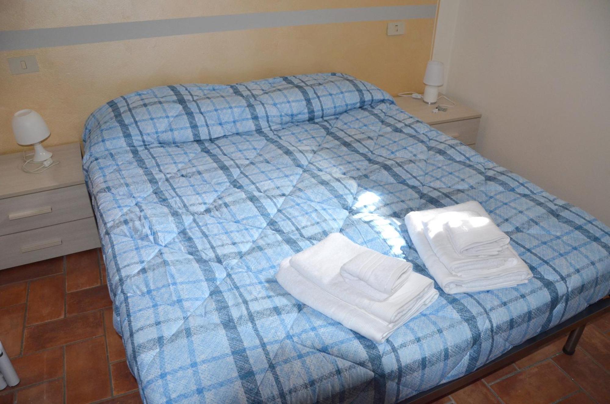 Apartamento Quarzo Blu Paratico Exterior foto